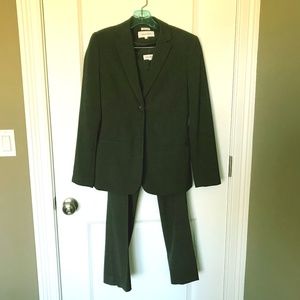 Calvin Klein dark grey pant suit - size 2